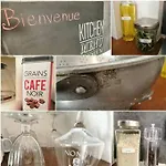 Le Logis, Au Coeur De La A L'ascension Du Chateau ! *